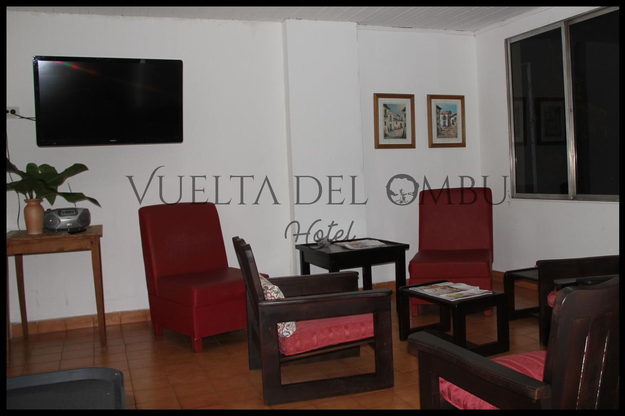 Hotel Vuelta Del Ombu Gobernador Virasora Zewnętrze zdjęcie